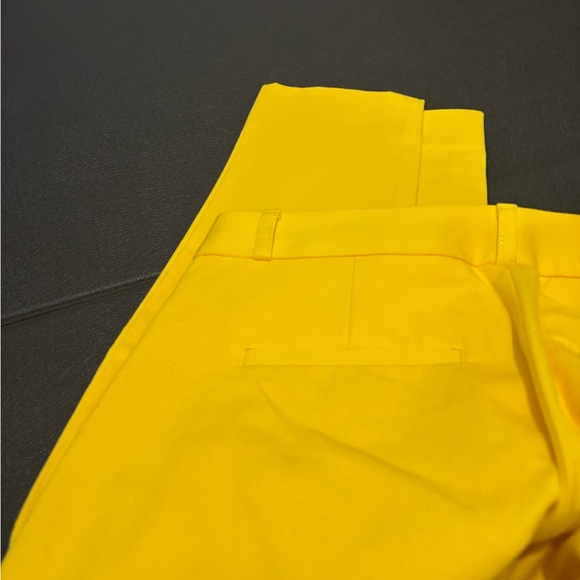 Banana Republic - Yellow Women's Pants - Picture 6 of 6